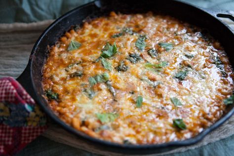 Italian Pasta Bake, Ramen Egg, Salmon Sushi, Fried Salmon, How To Make Pesto, Pesto Sauce, Dinner Is Served, Cooking Prep, Pasta Bake