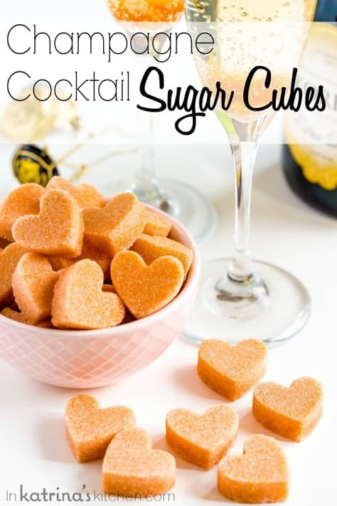 Sugar Cubes Recipe, Sugar Cubes Diy, Flavored Sugars, Valentines Recipes Desserts, Infused Sugar, Strawberry Mousse, Cocktail Bitters, Low Carb Cheesecake, Valentine Desserts