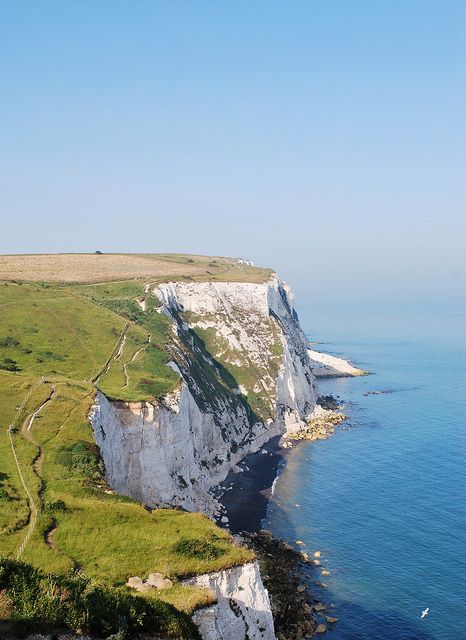 White Cliffs of Dover | Flickr - Photo Sharing! Cliffs Of Dover, White Cliffs Of Dover, White Cliffs, Gorgeous Places, Voyage Europe, English Countryside, Turin, Beautiful Scenery, Oh The Places Youll Go