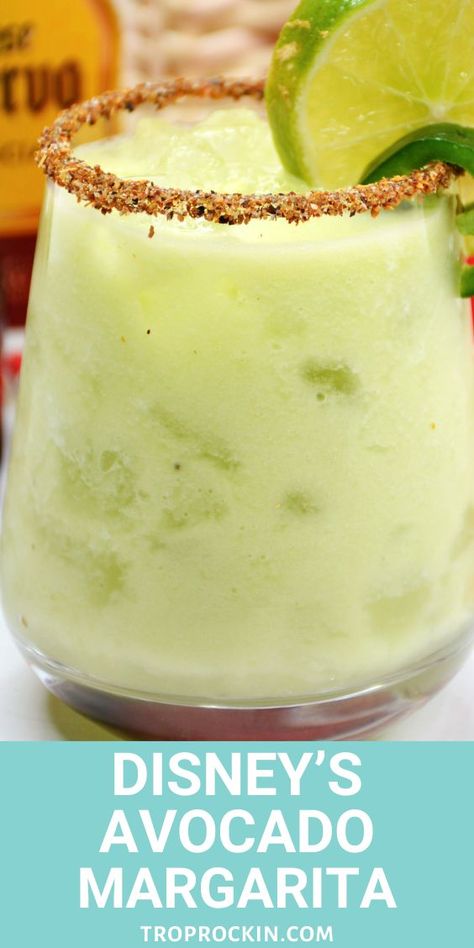 Disney cocktails, tequila cocktails: avocado margarita. Avocado Cocktail, Avocado Margarita, Shooter Recipes, Frozen Drink Recipes, Boozy Milkshake, Champagne Recipes Cocktails, Disney Drinks, Frozen Cocktail Recipes, Gelato Recipe