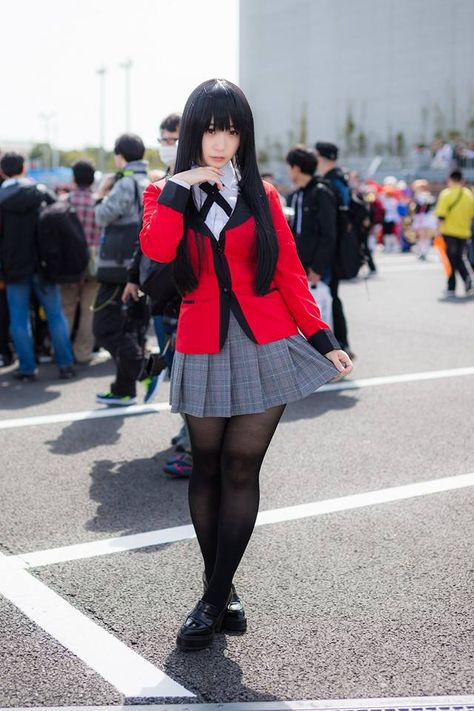 Kakegurui || Jabami Yumeko Kakegurui Cosplay, Black Color Hairstyles, Hairstyles Black Hair, Color Hairstyles, Kawaii Cosplay, Yumeko Jabami, Cosplay Diy, Cute Cosplay, Hairstyles Black