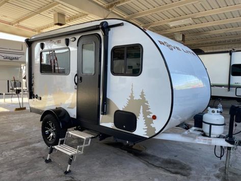 Used 2023 Travel Lite Rove Lite 14FL Travel Trailer at Blue Compass RV | Mesa, AZ | #MSA009059A Wet Bath, Lite Travel Trailers, Mid Size Sedan, 2023 Travel, Lp Tank, Flush Toilet, Black Water, Mesa Az, Bike Rack