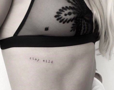 Tattoo On Ribs, Small Rib Tattoos, Petit Tattoo, Ribcage Tattoo, Small Tats, Underboob Tattoo, Wild Tattoo, Side Tattoos, Tattoo Feminina