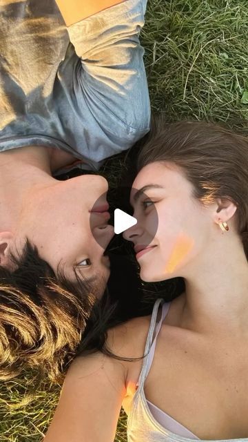 ɪɴsᴛᴀ ᴘʜᴏᴛᴏɢʀᴀᴘʜᴇʀ ʜᴜʙ ™ |10ᴍ on Instagram: "Amazing Couple Photoshoot Ideas 😍📸 Save & Share with your Friends ❤️ By @marygracetropeano 
.
Video Credit: @marygracetropeano 📸
.
Follow us for more !!
Comment your favourite from 1-6 😍
.
Copyright ©️ issues please text or mail us to remove your content 🙏🏻 ( E-mail - iphteam0@gmail.com )
______

#couplephotography #couplegoals #couples #couple #love #photoshoot #photography #photooftheday #photographer #reels #commercialphotography #pose #poseideas #ideas #trending #bts #tutorial #art #fotografia #trending #explore" Best Couple Photos, Surf Curse, Inspi Photo, Couple Photo Ideas, Editing Tricks, Photo Editing Techniques, Photography Challenge, Uk London, Photo Editing Tricks