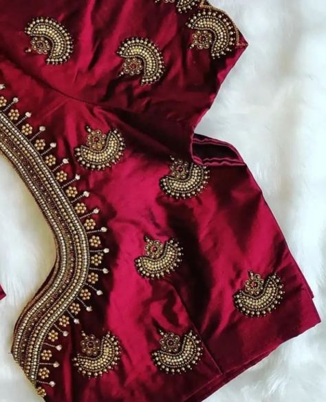 Copper Zari Aari Work Blouse Simple, Engagement Aari Work Blouse, Sequence Work Blouse Design, Aari Work Blouse Wedding Bride, Maroon Blouse Designs Bridal, Blaus Design, Gold Blouse Designs, Maggam Blouses, Patch Work Blouse Designs