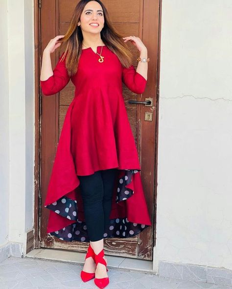 Tail Frock design 2022 Tail Frock Design, Tail Frock, Summer Frock Designs, Stylish Frock Design, Dress Design Pakistani, Simple Frocks, Girls Dresses Sewing, Fancy Kurti, Stylish Short Dresses