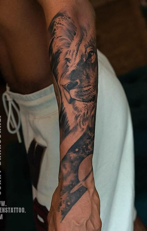 Hand Tattoos Full, Wrap Around Forearm Tattoos Men, Hardik Pandya Tattoo, Tattoos Full Hand, Back Of Forearm Tattoo, Aliens Tattoo, Rottweiler Tattoo, Lion Forearm Tattoos, Tiger Tattoo Sleeve