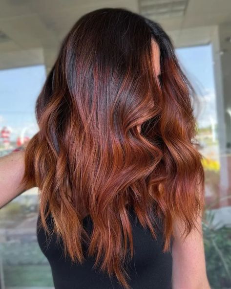 35 Spring Hair Colors We Love Right Now - 2024 Ideas + Trends Spring Red Hair, Spring Red Hair Color, Spring Hair Color Trends, Hair Color Images, Platinum Hair Color, Professional Hair Color, Spring Red, Honey Blonde Highlights, Spring Hair Color