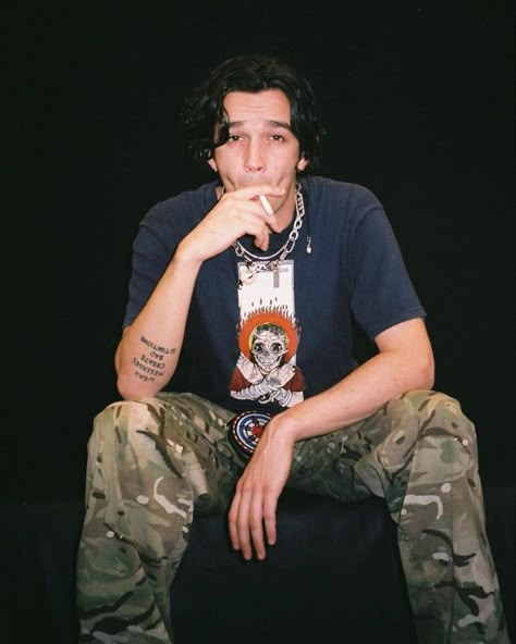 Matthew Healy, The 1975 Matty, Reminds Me Of Him, Matt Healy, Matty Healy, Appreciation Post, The 1975, So Cool, Out Loud