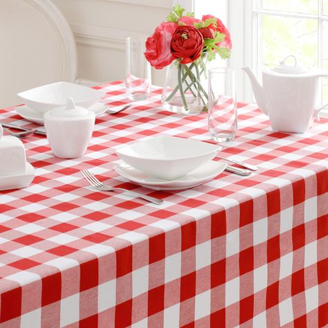 Gingham Quilt, Gingham Tablecloth, Gingham Fashion, Red Kitchen, Vintage Kitsch, Red Tulips, Red Gingham, Gingham Check, Interior Trend