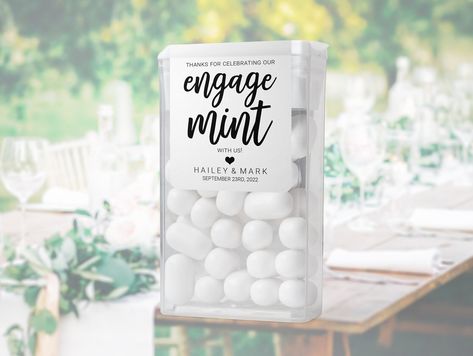 Engagement Party Favours, Engagement Party Ideas Diy, At Home Engagement Party, Winter Engagement Party, Backyard Engagement, Backyard Engagement Parties, Engagement Party Diy, Engagement Party Planning, Engagement Games