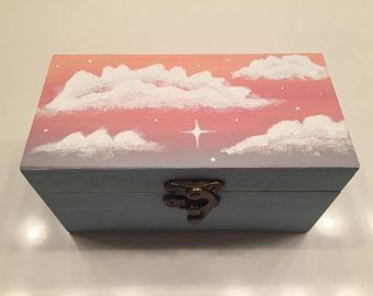 Prayer Box Craft, Wooden Box Crafts, Hand Painted Wooden Box, Wooden Memory Box, Acrylic Art Projects, Painted Wooden Boxes, Painted Jewelry Boxes, Mixed Media Art Canvas, Jewelry Box Diy