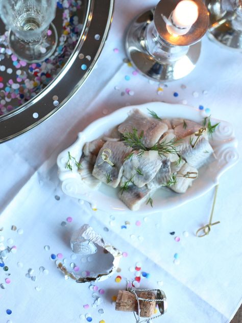 Herring In Wine Sauce, Pickled Herring Recipe, Herring Salad, Herring Recipes, Pickled Herring, Lactose Free Recipes, Specific Carbohydrate Diet, Champagne Vinegar, Carbohydrate Diet