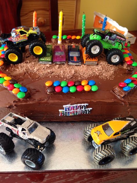 Monster Truck Cake Easy, 5th Birthday Cake Boys, Monster Jam Cakes For Boys, Monster Truck Cupcake Cake, Monster Truck Sheet Cake, Monster Truck Cakes For Boys, Ups Cake, Monster Truck Cake Ideas, Monster Truck Cakes