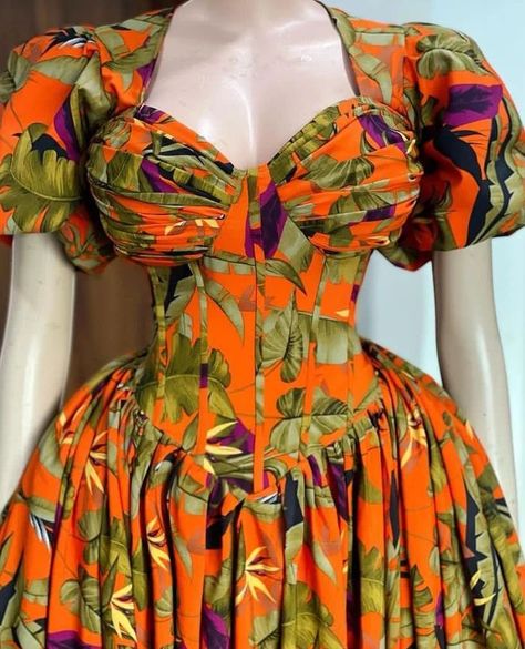 Basque Ankara Gown Styles, Simple Dress Styles, Classy Short Dresses, Shirt Dress Pattern, Classy Gowns, 2piece Outfits, Pleated Gown, Ankara Gowns, Funky Dresses