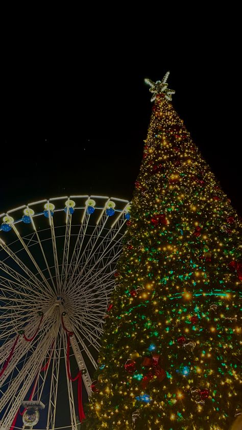 #lille #christmas #france #christmastrees #decoration #aesthetic #instagram #instragramstoryideas #instastory #story #night #lillebynight #grandplace #downtown #city Lille France Aesthetic, France Aesthetic, Decoration Aesthetic, Lille France, Fun Fair, Aesthetic Pics, Secret Santa, Aesthetic Pictures, France