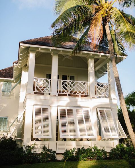 Ready to go back to this magical place @thedunmore 🌴 | Instagram West Indies House Plans, Tropical Home Exterior, British Colonial Interior Design, Key West Decor, Hawaiian House, Retro Beach House, Colonial Interior Design, Caribbean Homes, Hawaiian Homes