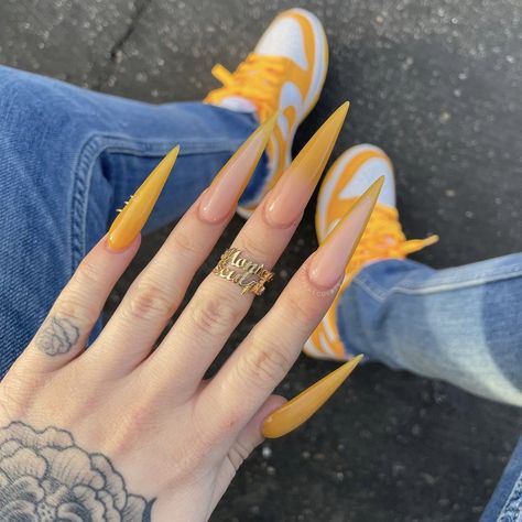 Mustard Nails, Harry Potter Nail Art, Acrylic Nails Stiletto, Stilleto Nails Designs, Nail Goals, Long Stiletto Nails, Tapered Square Nails, Wow Nails, Shoe Nails