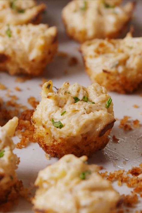 Crab Cake Bites vertical Crab Cake Bites, Crab Cake Recipes, Holiday Appetizers Recipes, Crab Cake, Cake Bites, Crab Recipes, Holiday Appetizers, Crab Cakes, Appetizers For Party