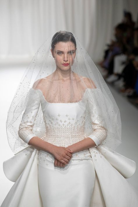 Rami Al Ali Fall 2023 Couture Collection | Vogue White Wedding Dress With Veil, Rami Al Ali Couture, Dress With Veil, Fall 2023 Couture, Rami Al Ali, 2023 Couture, Haute Couture Wedding Dress, Couture Bridal Gowns, Classy Wedding Dress