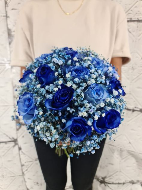 Blue And Black Flower Arrangements, Dark Blue Flower Bouquet, Blue And White Roses Bouquet, Blue Rose Wedding Bouquet, Blue Roses Wedding Bouquet, Blue Roses Bouquet, Blue Rose Wedding, Royal Blue Bouquet, Blue Roses Wedding