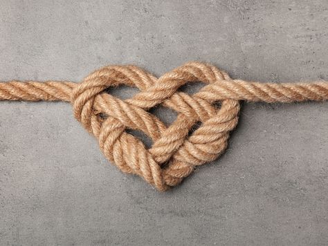 How to Tie a Heart-Shaped Knot for Valentine’s Day – Boys' Life magazine Celtic Heart Knot, Rope Heart, Heart Knot, Celtic Heart, Scout Ideas, Pinewood Derby, Scouts Crafts, Boys Life, Rope Crafts