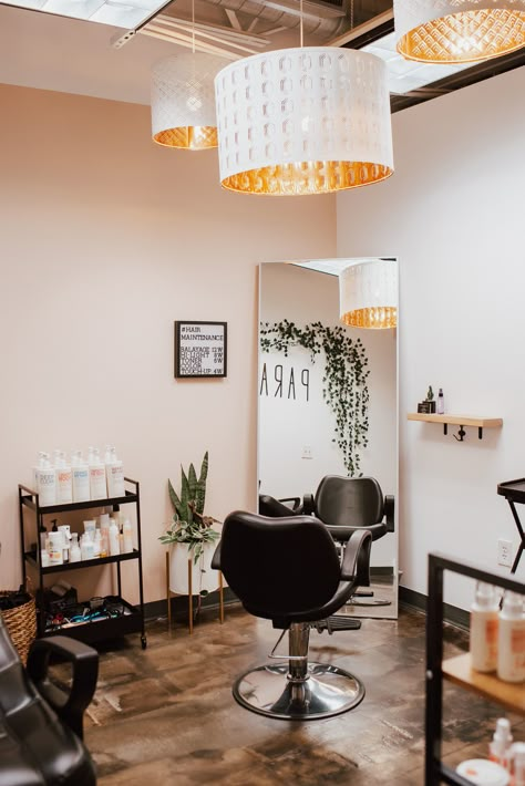 One Person Hair Salon Ideas, 2023 Salon Decor, Single Chair Salon Ideas, Hair Salon Accent Wall, In Home Hair Salon Ideas Small Spaces, At Home Salon Ideas Small Spaces, Small Salon Suite, Salon Suits, Salon Suite Decor Studios