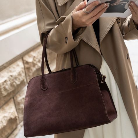 🔥Introducing the Suede Margaux15 Leather Bag 👜✨ - a perfect blend of luxury and practicality. #MargauxBag #LeatherLuxury #TimelessStyle #SuedeBag #FashionEssentials #LuxuryInEveryDetail” The Row Margaux Bag, Margaux Bag, Suede Outfit, Suede Bag, Luxury Aesthetic, Clothes Women, Fashion Essentials, Fashion Clothes, Fall Fashion