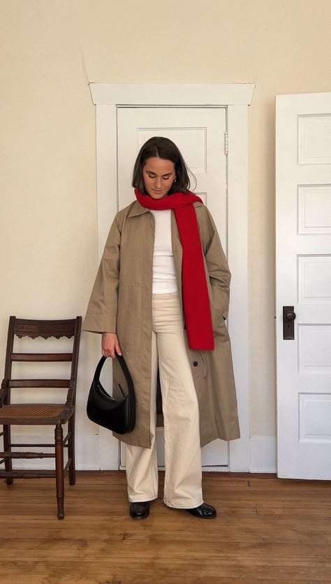 71A3C901-8B79-46B0-BD6D-0B454DB51A5A Winter Outfits With Red Coat, Outfits With Red Jacket Winter, Coat Inspo Outfit, Red Coat Winter Outfit, Winter Outfits Coats, Red Brown Outfit, Red Knit Outfit, Red Bag Fall Outfit, Autumn Coat Outfit