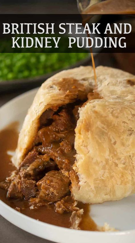 Guinness Gravy, Steak And Kidney Pudding, Steamed Pudding Recipe, Beef And Mushroom Pie, Steak And Kidney Pie, Gordon Ramsey Recipes, Suet Pudding, English Dishes, Great British Food