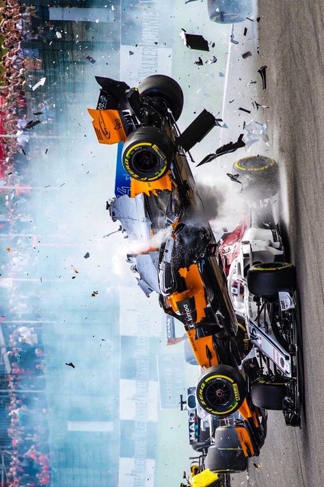 F1 Crash, Formula 1 Iphone Wallpaper, F1 Art, Mclaren Formula 1, F1 Wallpaper Hd, Formula 1 Car Racing, Porsche Classic, Motorsport Photography, Formula Racing