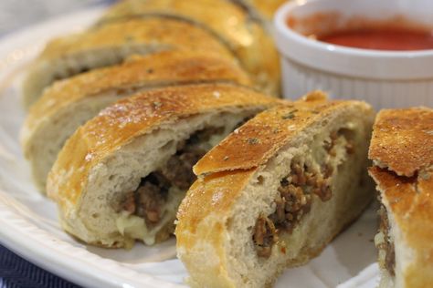 Sourdough Sausage Bread - Recipes Sourdough Sausage Bread, Italian Rainbow Cookies, Sausage Wrap, Bread From Scratch, Sausage Bread, Bread Starter, Light Salad, Sweet Italian Sausage, Sourdough Baking