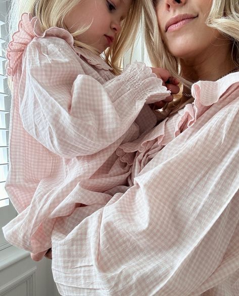 IF ONLY IF NIGHTWEAR (@ifonlyifnightwear) • Instagram photos and videos Pijama Set, Baby Guide, Vintage Pajamas, Mothers Day Breakfast, Luxury Sleepwear, Hot Coco, Pregnancy Looks, Chic Baby, Future Family