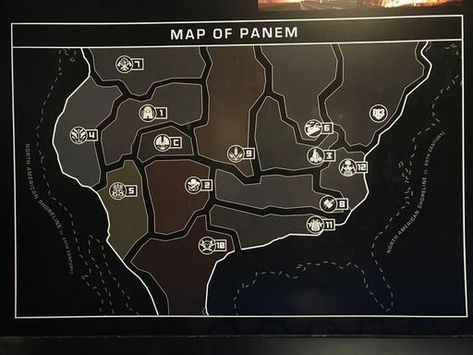 Hunger Games Minecraft Ideas, Map Of Panem Hunger Games, Hunger Games Color Palette, Panem Map, The Capitol Hunger Games Aesthetic, Hunger Games Districts Map, Capitol Hunger Games, Hunger Games District 13, Hunger Games Oc