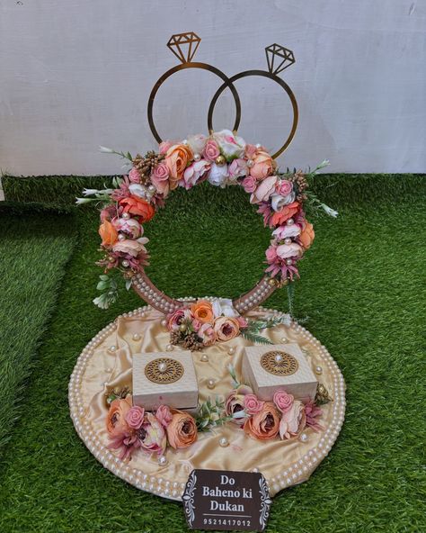 Yeh stunning ring ceremony platter aapke special moment ke liye perfect he @do_baheno_ki_dukan 💍✨ #RingCeremony #ForeverBeginsHere #DoBahenoKiDukaan #CeremonyEssentials #ElegantPlatter #WeddingDecor #TrendingDecor #engagementvibes Ring Ceremony Platter, Wedding Kurta For Men, Wedding Kurta, Ring Ceremony, Rings Ceremony, Kurta For Men, Trending Decor, Wedding Decorations, In This Moment