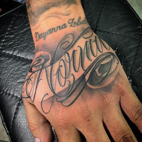 B O B B Y I N F A M E (@elbobbyinfame) posted on Instagram • May 2, 2022 at 12:10am UTC Tattoo Lettering Styles, Writing Fonts, Lettering Styles, Hand Tattoo, Tattoo Lettering, Polynesian Tattoo, Designs To Draw, Hand Tattoos, Writing