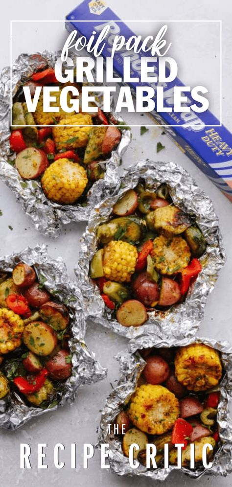 Chicken In Foil, Hawaiian Barbecue, Grilled Foil Packets, Grilled Vegetable Recipes, Foil Packet Dinners, Foil Pack Meals, Foil Dinners, Foil Packet Meals, Foil Packet