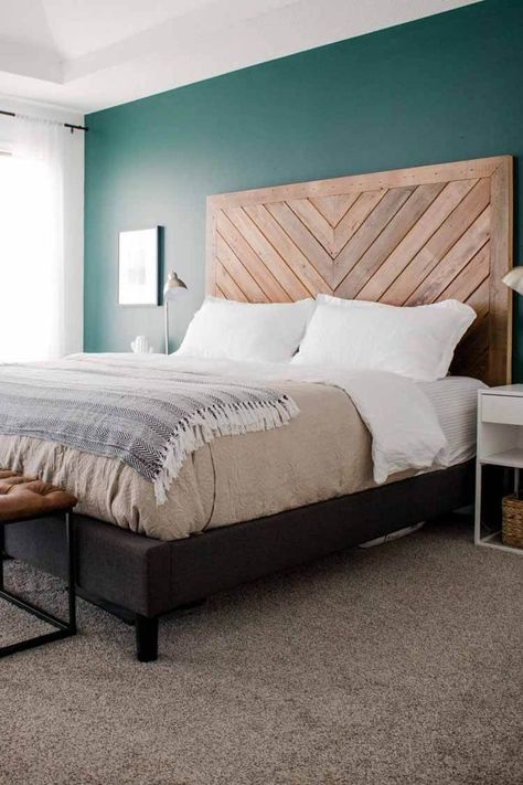 How to Make a Cozy Minimalist Bed | My Breezy Room Minimalist Bed Design, Rustic Chic Bedroom, Diy Wood Headboard, Cozy Minimalist, Minimalist Bed, Wooden Headboard, Wood Headboard, Main Bedroom, Bed Styling