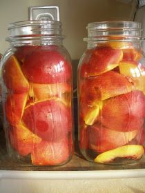 Nectarine Canning Recipes, Canning Nectarines, Nectarine Jam, Nectarine Recipes, Canning Fruit, Canning Pickles, Fruit Love, Home Canning Recipes, Meals In A Jar