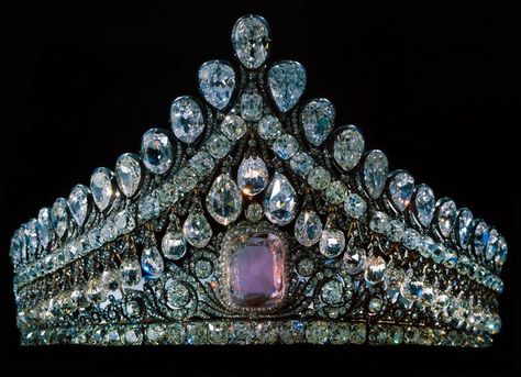 Circa 1770 tiara made by Louis-David Duval, possibly for Empress Elizabeth, via Ageless Heirlooms' Antique Jewelry Blog. Tiara Pictures, David Duval, Grandmother Jewelry, Royal Crowns, Royal Tiaras, Beautiful Tiaras, Antique Engagement Ring, Diamond Tiara, Royal Jewels