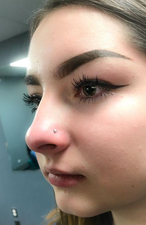 Nose Stud Big Nose, Nose Pin For Big Nose, Nose Piercing On Big Nose, Big Nose Piercing, Nose Piercing Aesthetic, Pendent Designs, Nose Ideas, Easy Bun Hairstyles For Long Hair, Cute Nose Piercings