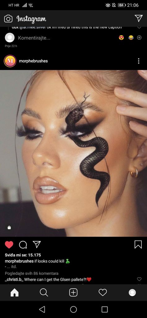 Snake Eye Makeup, Eras Makeup, Snake Face Paint, Snake Makeup, Medusa Halloween Costume, Face Awards, Face Painting Tutorials, Face Paint Makeup, Amazing Halloween Makeup