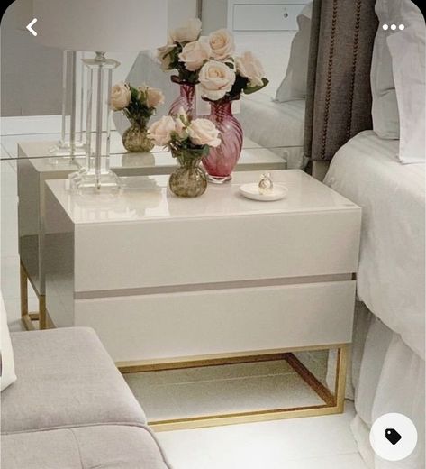 Bedside Pedestals Bedrooms, Bedroom Pedestals Ideas, Pedestal Bedroom Side Tables, Bedroom Bedside Table Ideas, Modern Side Table Bedroom, Bedroom Side Table Ideas, Bedroom Tables, Bedside Table Ideas, Bedside Table Design