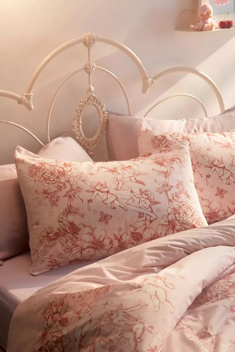 Bedding: Sets, Duvet Covers + Quilts | Urban Outfitters | Urban Outfitters Canada Cherub Bedroom, Whimsical Apartment, Whimsical Pillows, Furniture Apartment, Toile Pattern, Apt Ideas, Uo Home, Pink Fits, Bed Sets