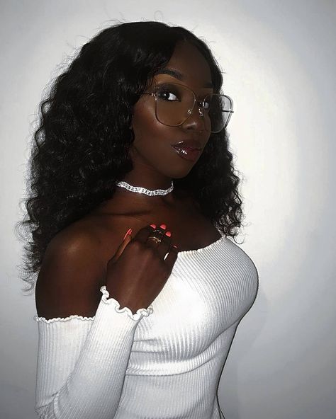 Gloria Atim Ojera (@atimxo) Black Goddess, Dark Skin Beauty, Dark Skin Makeup, Dark Skin Women, Brown Girl, White Hair, Black Is Beautiful, Beautiful Woman, Uganda