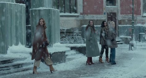 Suspiria 2018, Luca Guadagnino, Mia Goth, Linda Blair, Dance Academy, Office Siren, Moving Image, Film Review, Dakota Johnson