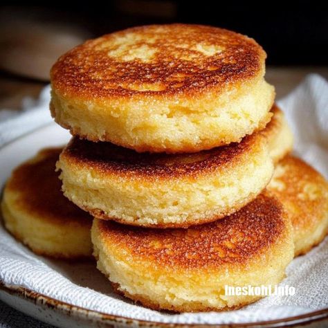 Fried Cornbread (Southern Hoe Cakes Recipe) Air Fryer Corn Cakes, Fried Cornbread Southern Hoecakes, Fried Cornbread Hoecakes, Pan Fried Cornbread, Johnny Cakes Recipe Cornbread, Fried Cornbread Easy, Fried Cornbread Southern, Cornbread Cakes, Hoecake Recipe