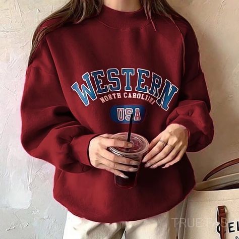 Oversize Style, Old School Style, Style Sweatshirt, Hoodie Cardigan, Oversize Fashion, Fleece Sweater, Manado, Sweaters Crewneck, School Fashion