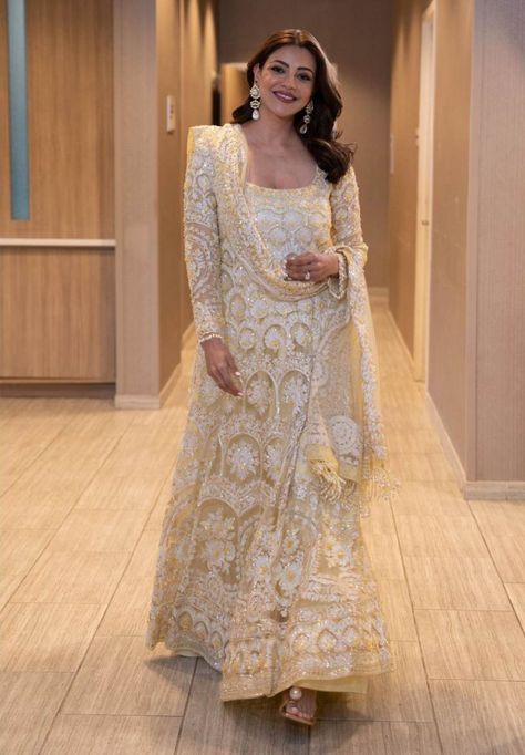 Chikankari Anarkali Suits, Kameez Style, Manish Malhotra Saree, Yellow Anarkali, Chikankari Anarkali, Salwar Suits Party Wear, Asian Bridal Dresses, Long Frock, Boy Pic