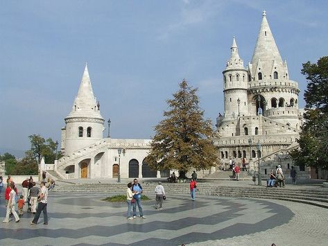 Self-guided walk and walking tour in Budapest: Buda Walking Tour, Budapest, Hungary, Self-guided Walking Tour (Sightseeing) Budapest Guide, Buda Castle, Hungary Budapest, Thermal Bath, Route Map, Budapest Hungary, City Break, City Travel, What To Pack